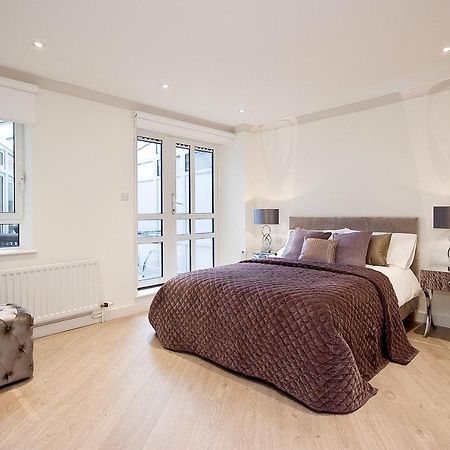 لندن Stunning 2-Bedroom-Hosted By Sweetstay المظهر الخارجي الصورة